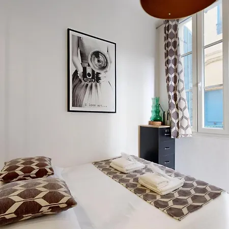 Apartment Bluestay 13 - A Paris